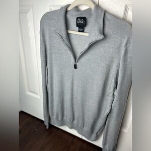 Men’s Jos. A Bank Merino wool sweater. Lightweight and soft!